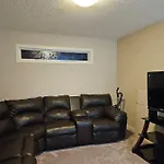 3 Bedroom Detached House